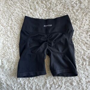 Bo+Tee Black Women's Bike Shorts